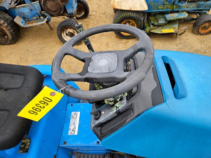 new-holland-45-image-11