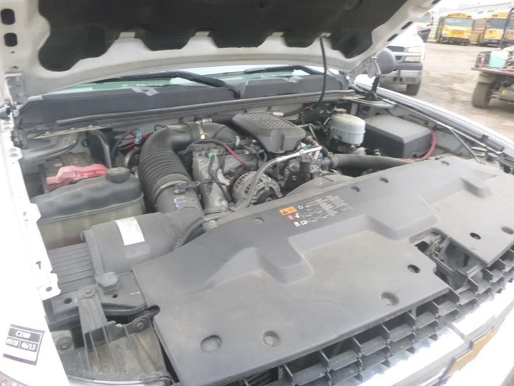 2009-chevrolet-2500-image-13