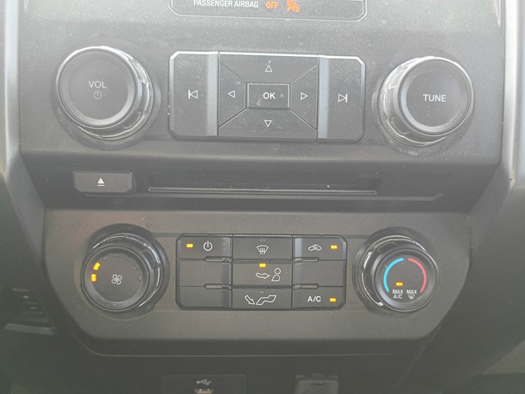 2018-ford-f150-image-44