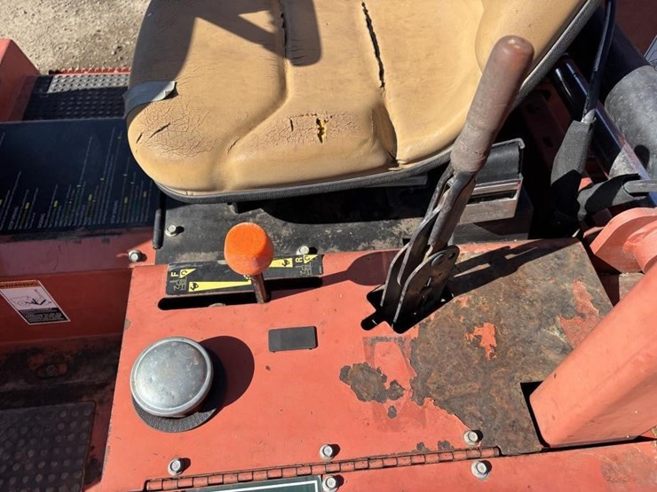 2014-ditch-witch-rt45-image-30
