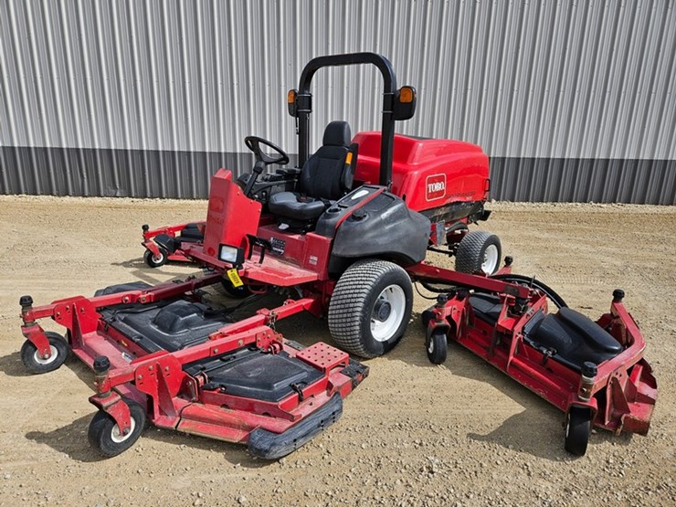 toro-groundsmaster-5900-image-1