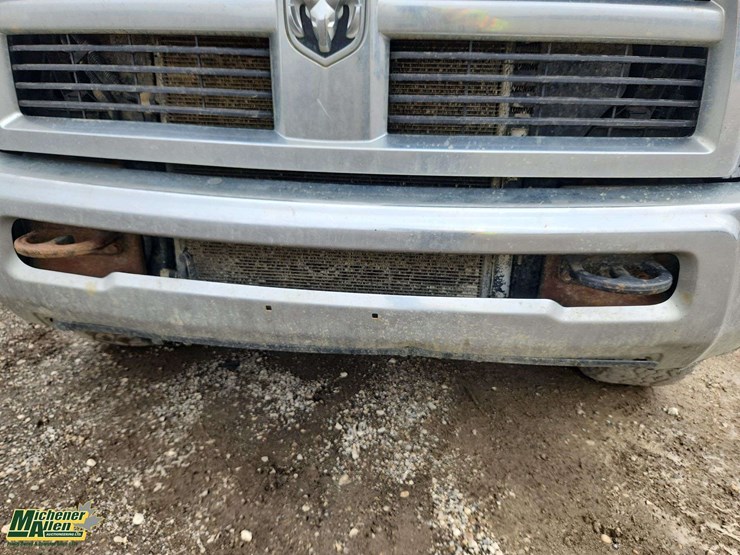 2011-dodge-3500-image-52