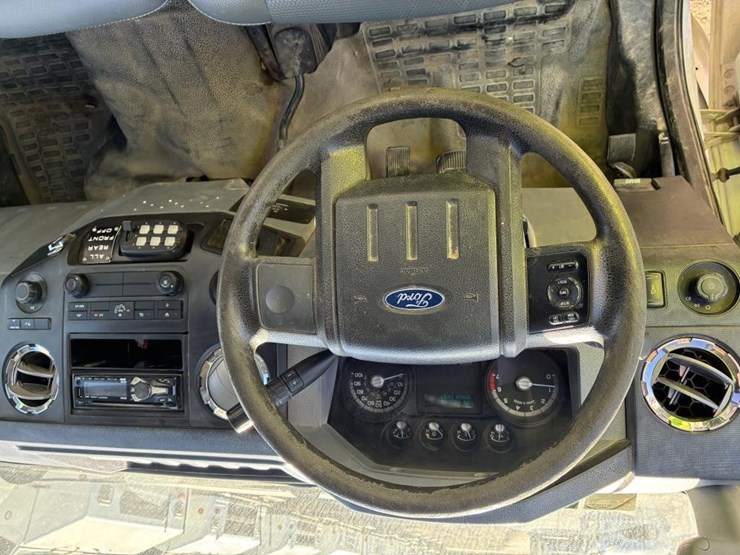 2011-ford-f250-sd-image-17
