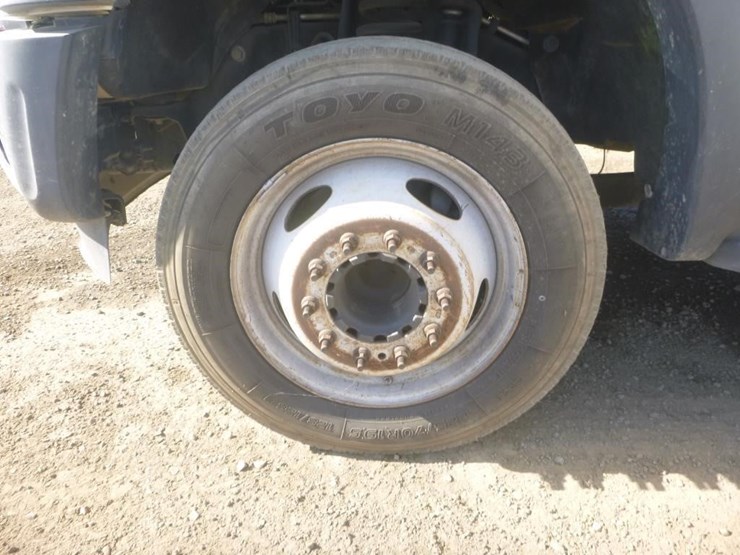 2016-ford-f550-image-38