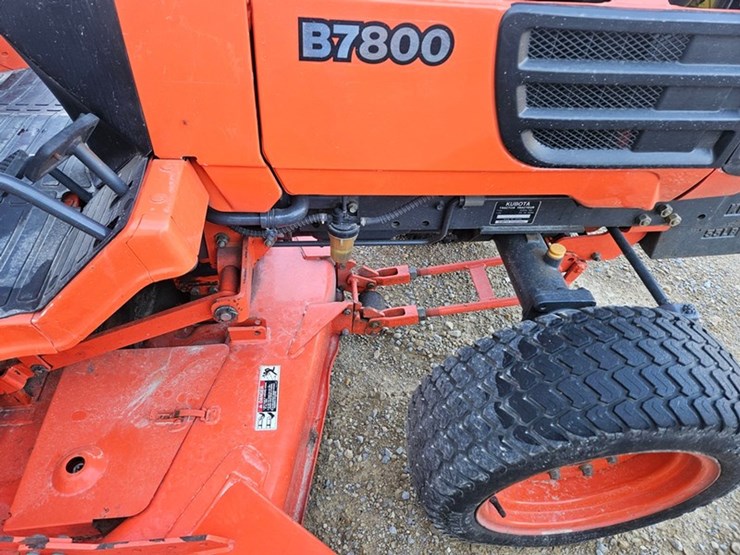 kubota-b7800hst-image-19