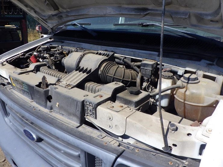 2006-ford-econoline-350-image-9