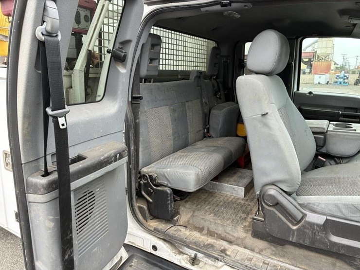 2016-ford-f450-image-18