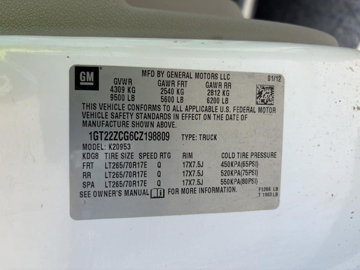 2012-gmc-2500hd-image-18