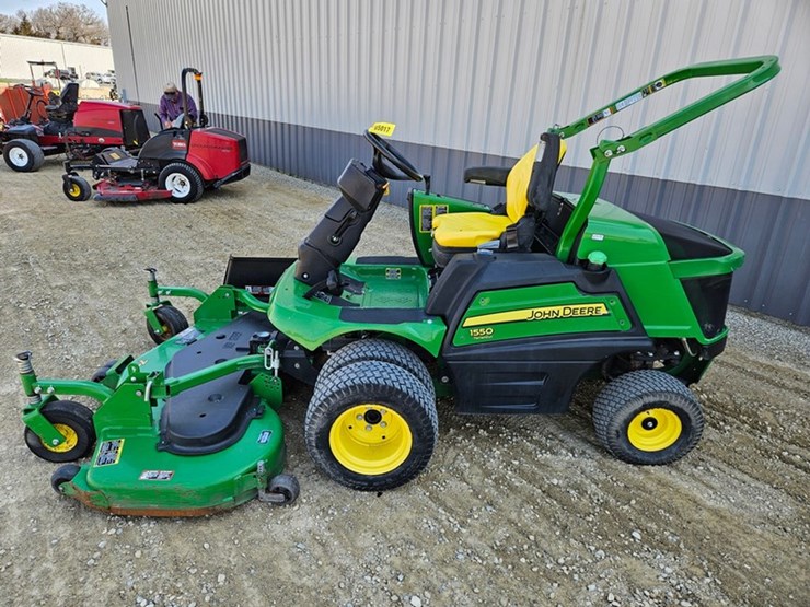 john-deere-1550-image-2