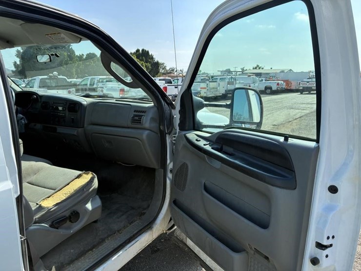 2007-ford-f350-sd-image-14
