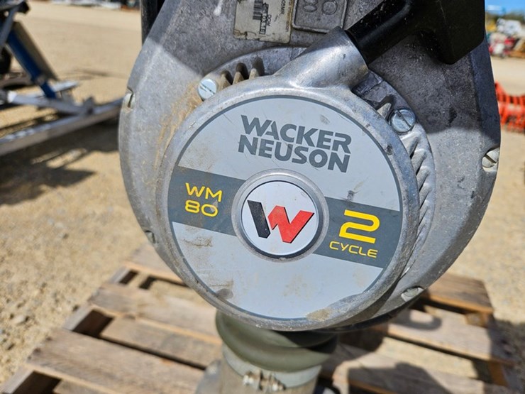 2018-wacker-neuson-bs50-2-image-8