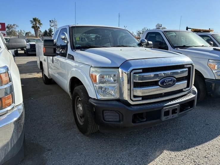 2015-ford-f250-image-2