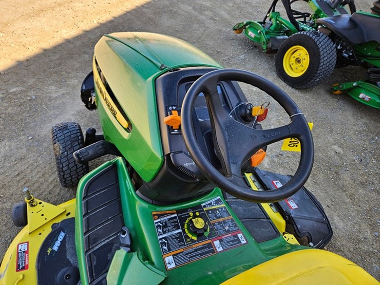 john-deere-x340-image-16