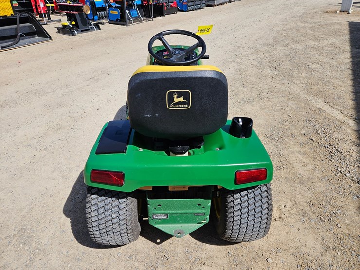 john-deere-325-image-4