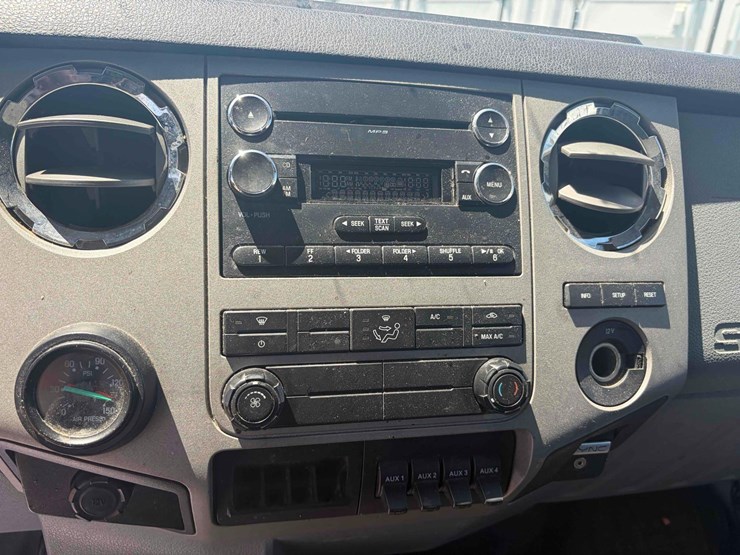 2015-ford-f750-image-13