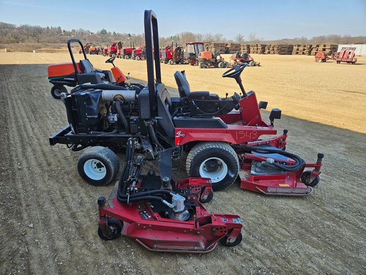 #5030-•-toro-ground-master-4000d-4x4-wide-area-mower-image-6