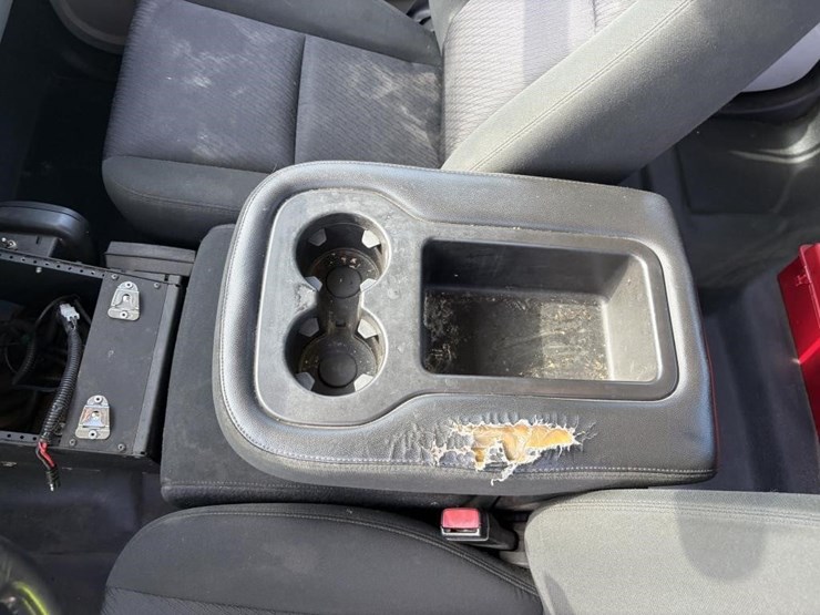 2012-gmc-2500hd-image-18