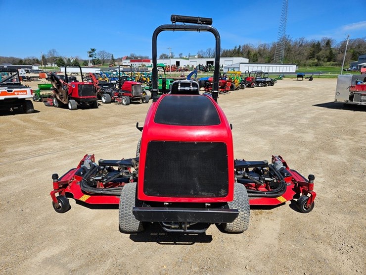 toro-groundsmaster-4000d-image-4