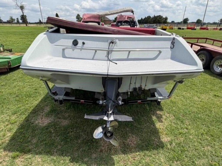 1991-galaxie-19’-deck-boat-&-trailer-image-4