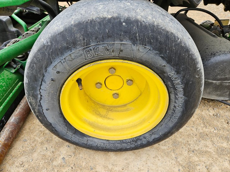 john-deere-2500e-image-12