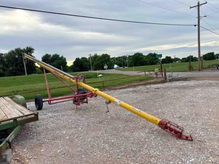 westfield-wr60-41-portable-auger-image-2