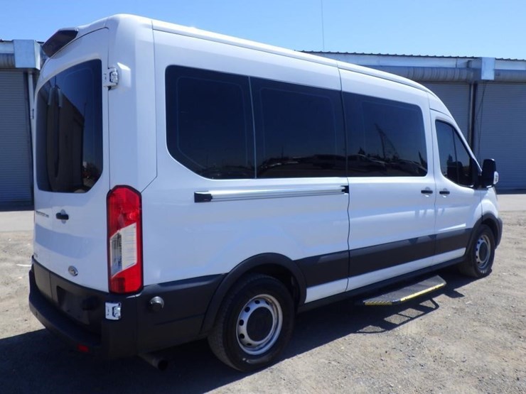 2020-ford-transit-image-3