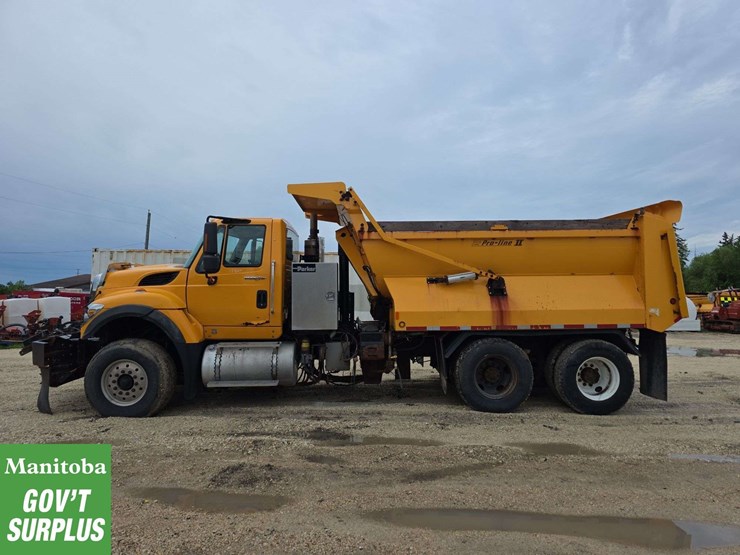 2008-international-workstar-7600-image-6