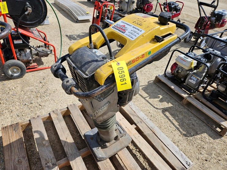 2018-wacker-neuson-bs50-2-image-1