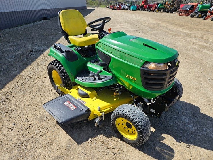 john-deere-x758-image-7