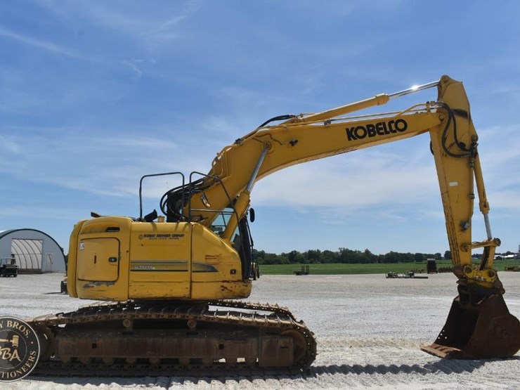 2014-kobelco-sk260sr-lc-3-image-6