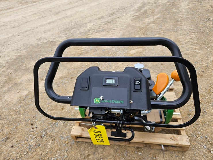 2026-john-deere-260sl-image-15