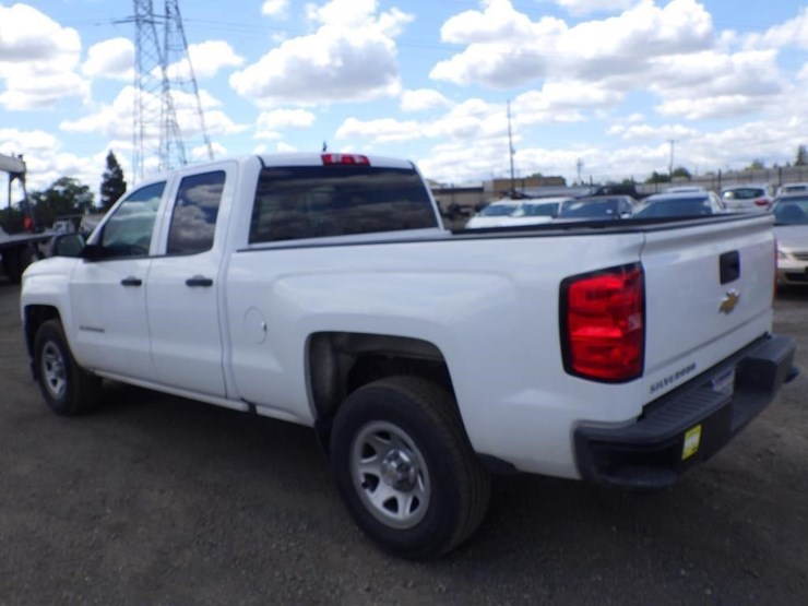 2018-chevrolet-1500-image-4
