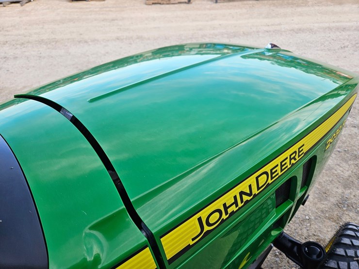 john-deere-2032r-image-27