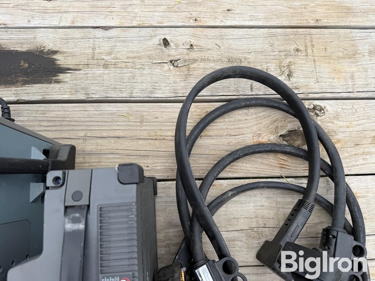 dji-agras-t40-drone-charging-equipment-image-16