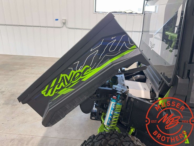 2018-arctic-cat-700-xt-image-15