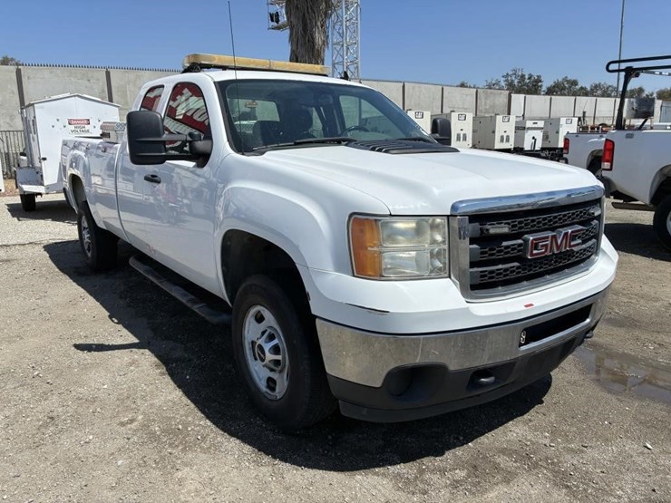 2012-gmc-2500hd-image-2