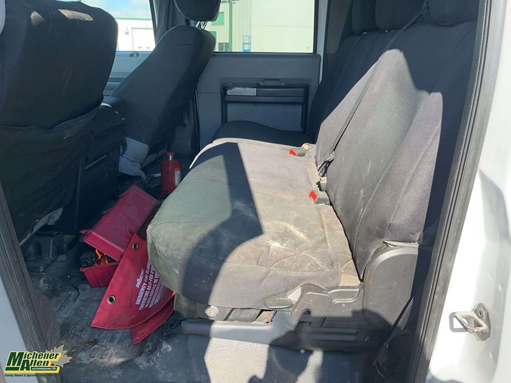 2015-ford-f550-image-19