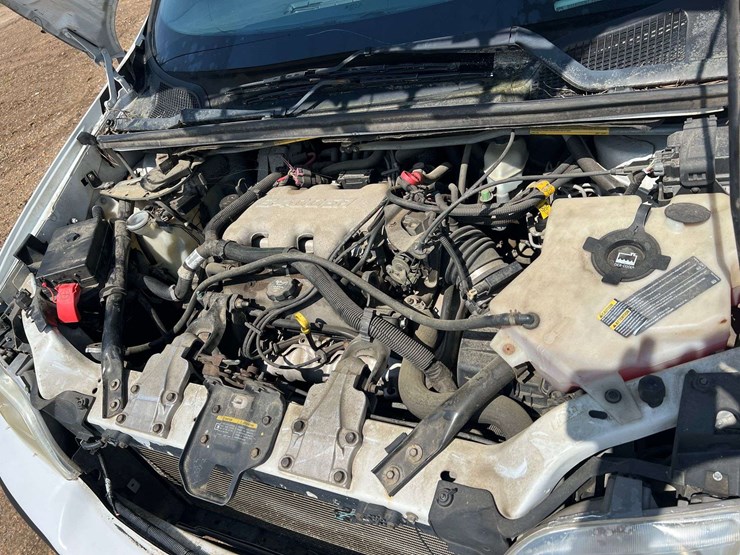 2004-chevrolet-venture-image-8
