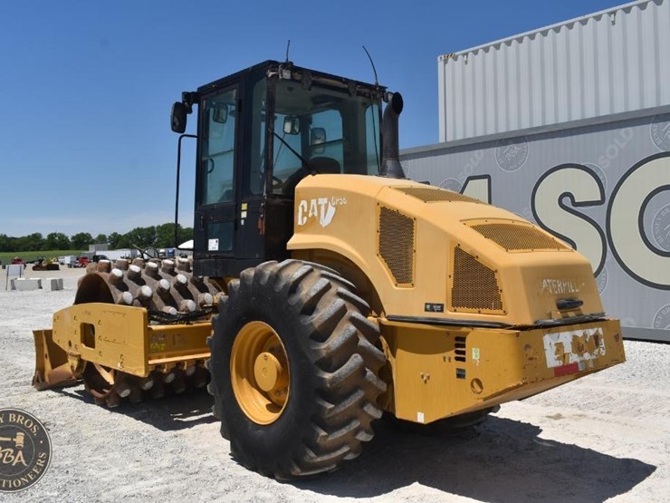 2012-caterpillar-cp56-image-3