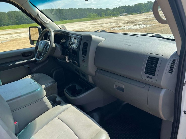 2018-utility-van-image-22