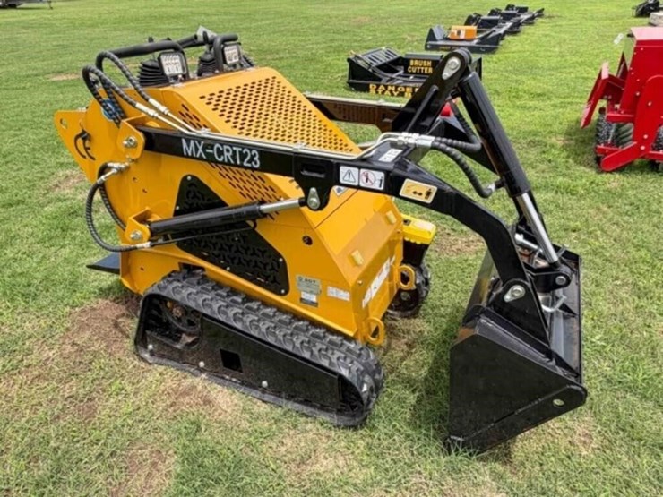 agt-mx-crt23-mini-track-loader-image-1