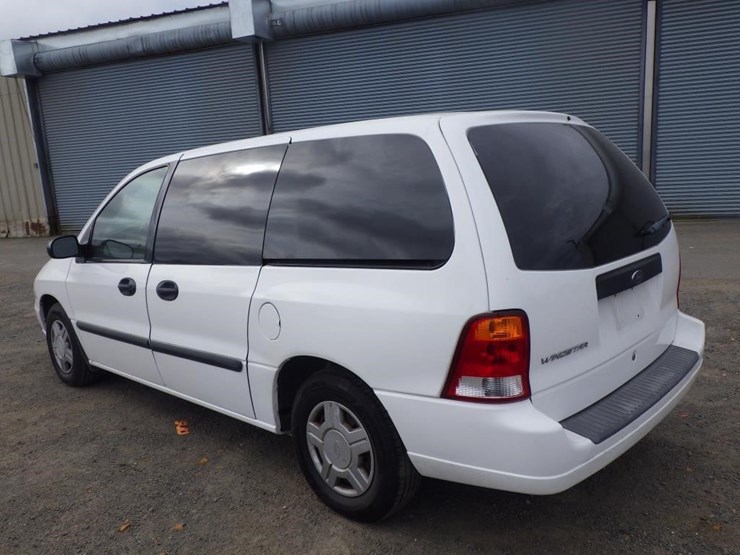 2003-ford-windstar-image-4