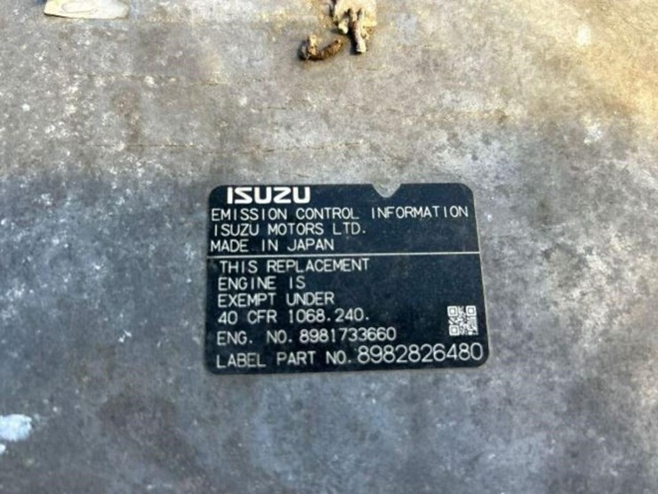 2015-isuzu-nrr-image-20
