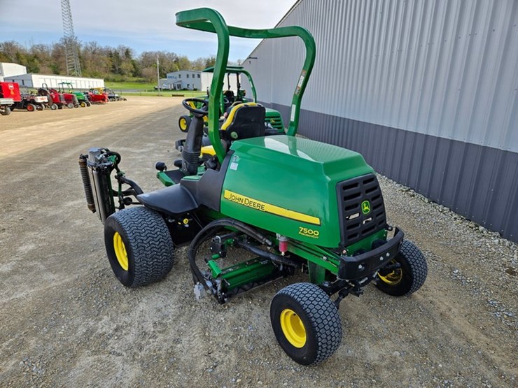 john-deere-7500-image-3