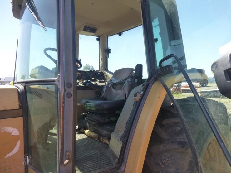 1999-john-deere-6410-image-8