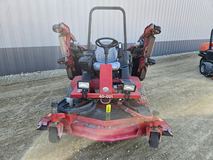 #5030-•-toro-ground-master-4000d-4x4-wide-area-mower-image-29