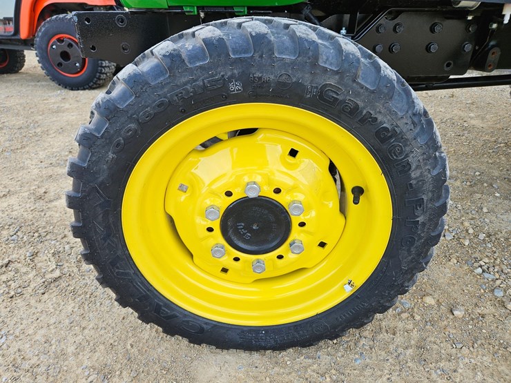 john-deere-2032r-image-11