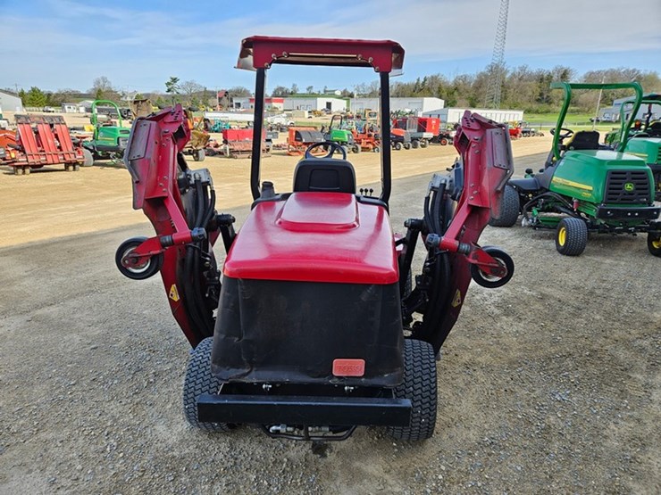 toro-groundsmaster-4000d-image-12