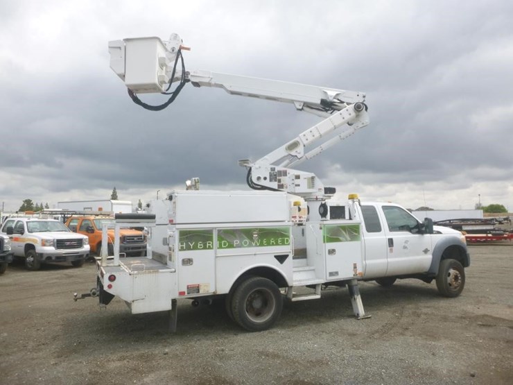 2012-ford-f550-image-9