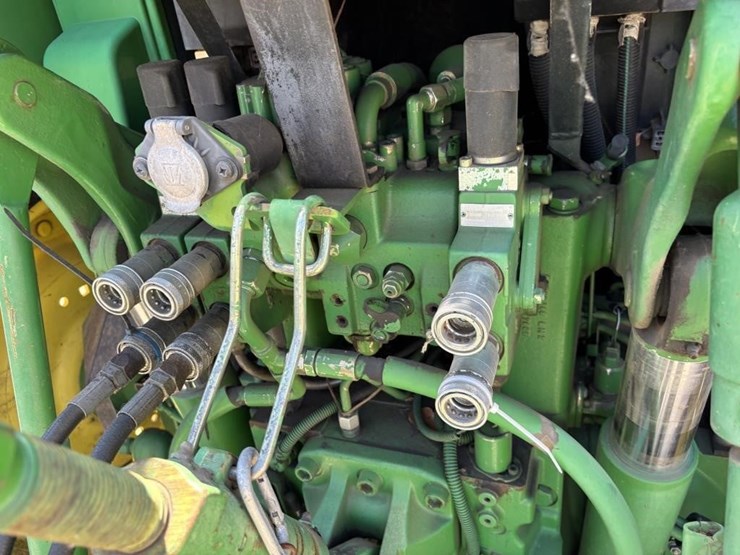 john-deere-6230-image-15